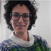 Insegnante madrelingua di Italiano a Stranieri certificata con tanti anni di esperienza sia nelle scuole sia con adulti offre lezioni di italiano tutti i livelli
